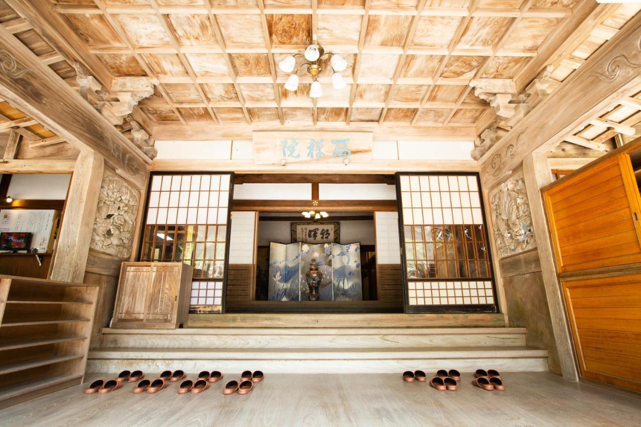 高野山塞泽宁酒店 外观 照片